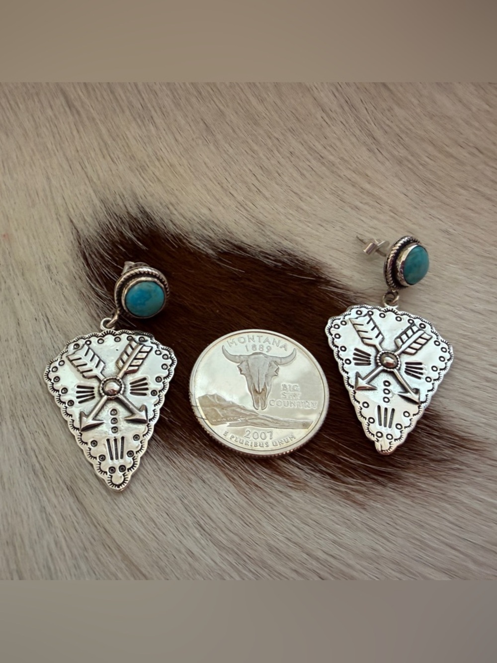 ❤️Kingman Turquoise Arrowhead Sterling Silver Symbol Hand Stamped Earrings 13.2G - Picture 8 of 15